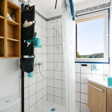 T2 Avec Balcon, Parking Privé, Petit Animal Admis - Fr-1-409-266 Appartement Fleury (Aude)