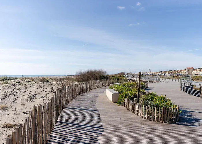 Διαμέρισμα T2 Avec Balcon, Parking Prive, Petit Animal Admis - Fr-1-409-266 Fleury (Aude)